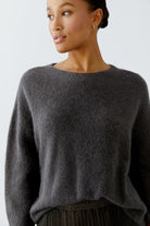 Oui grey jumper close-up showing round neck and warm wool texture