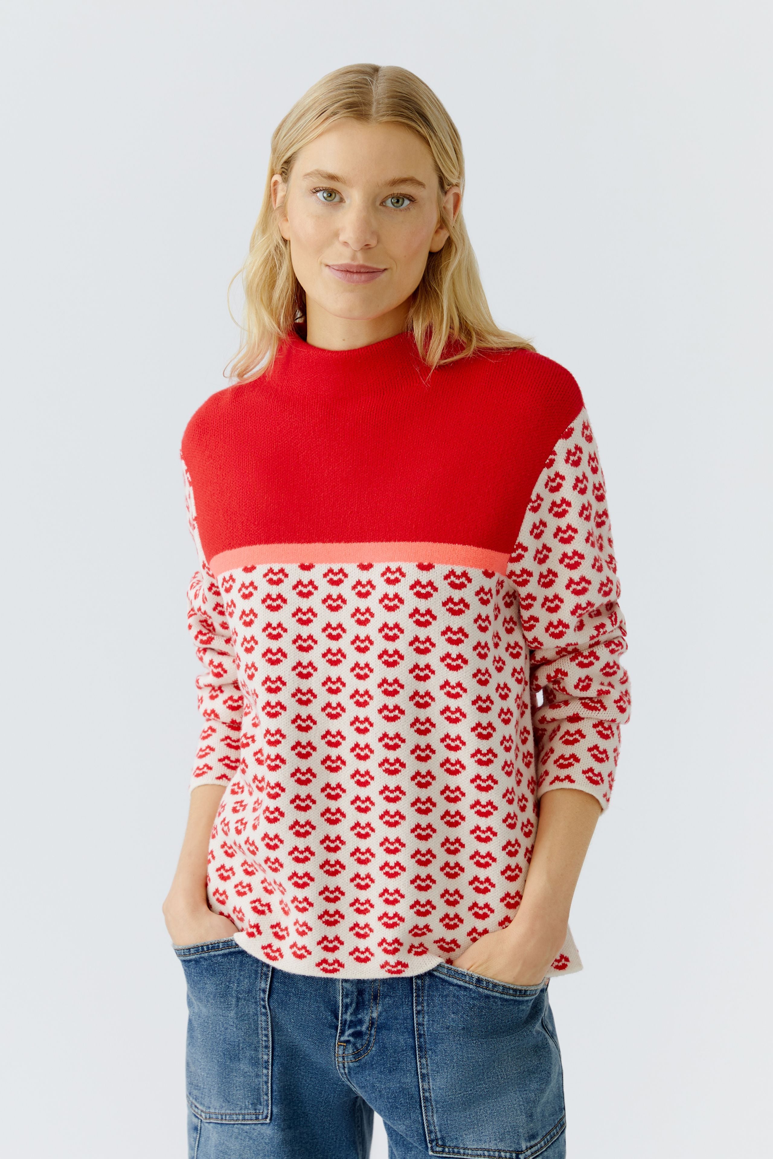 Polo neck graphic jumper from Oui with jacquard lip design and contrast yoke