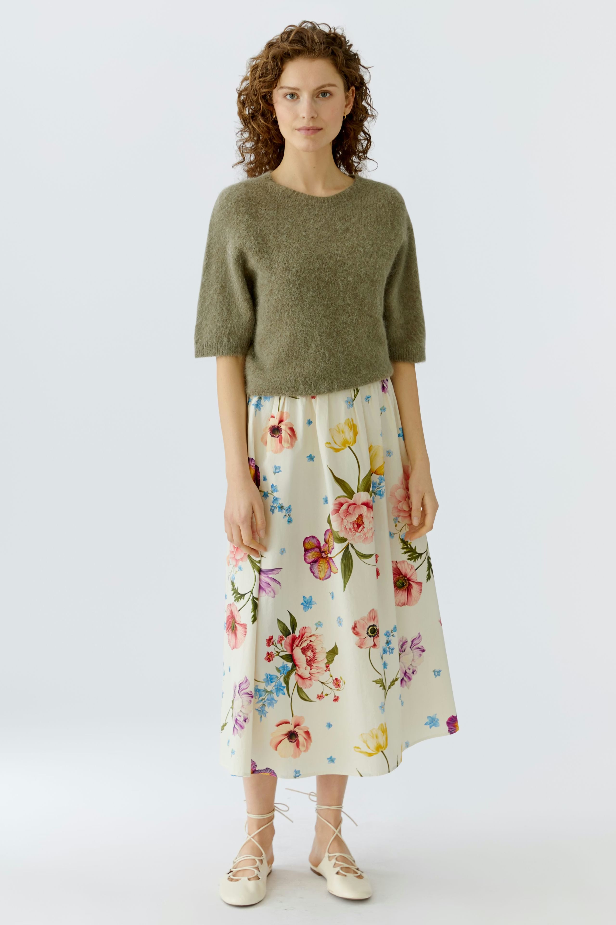 Oui cream floral midi skirt styled with olive knit