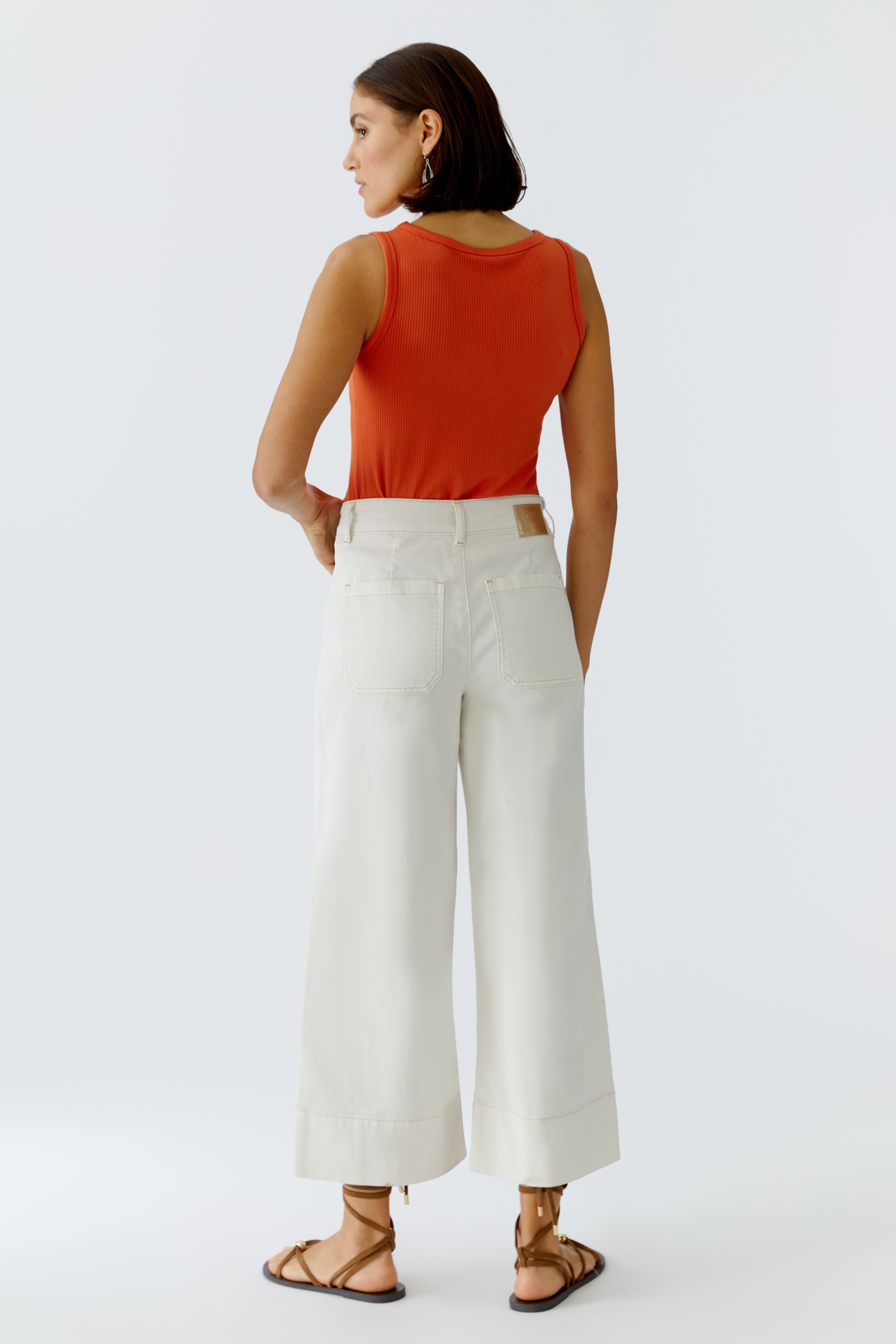 Oui off white wide leg jeans cropped length back view