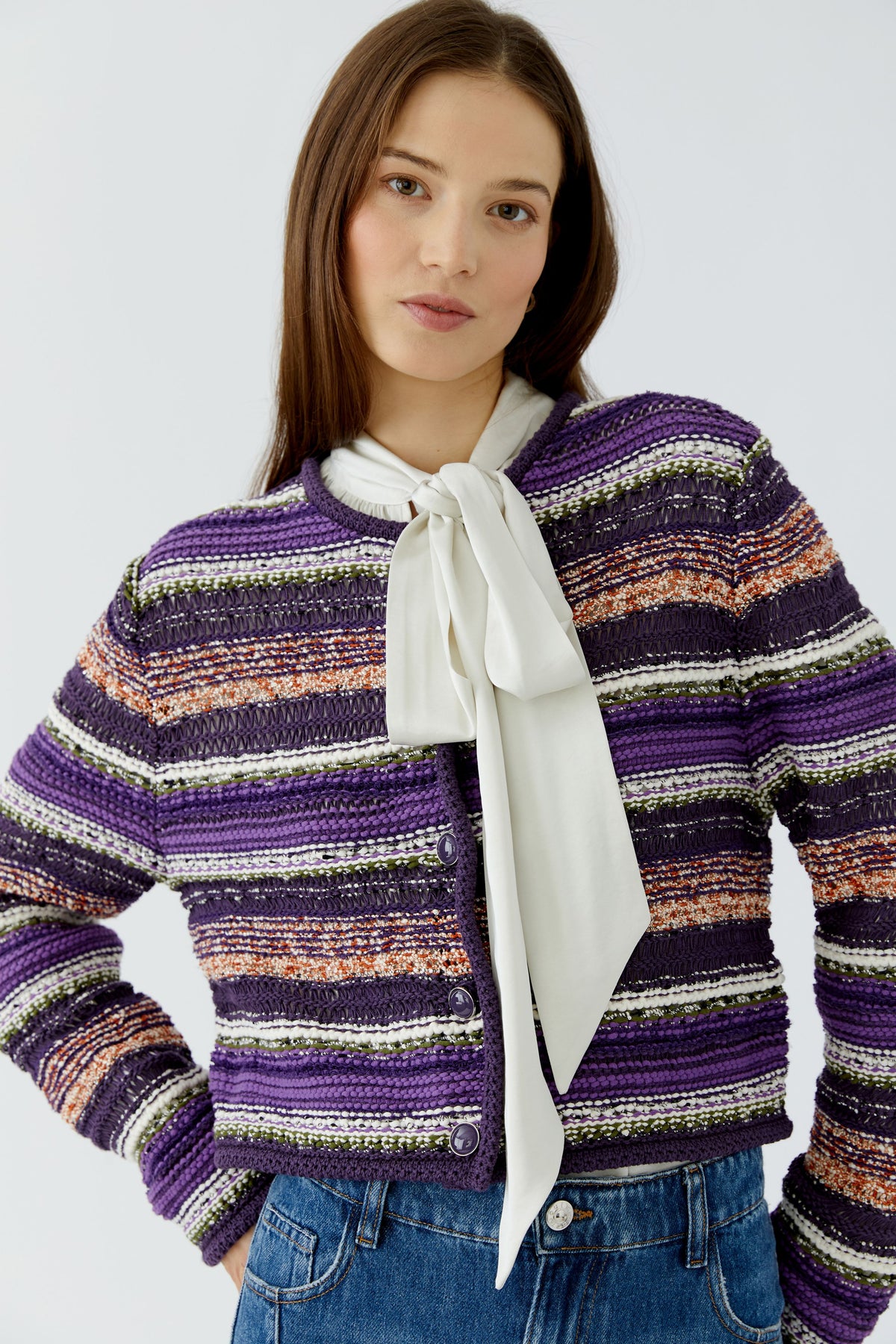 Oui purple striped cropped knit cardigan with round neck – front model view