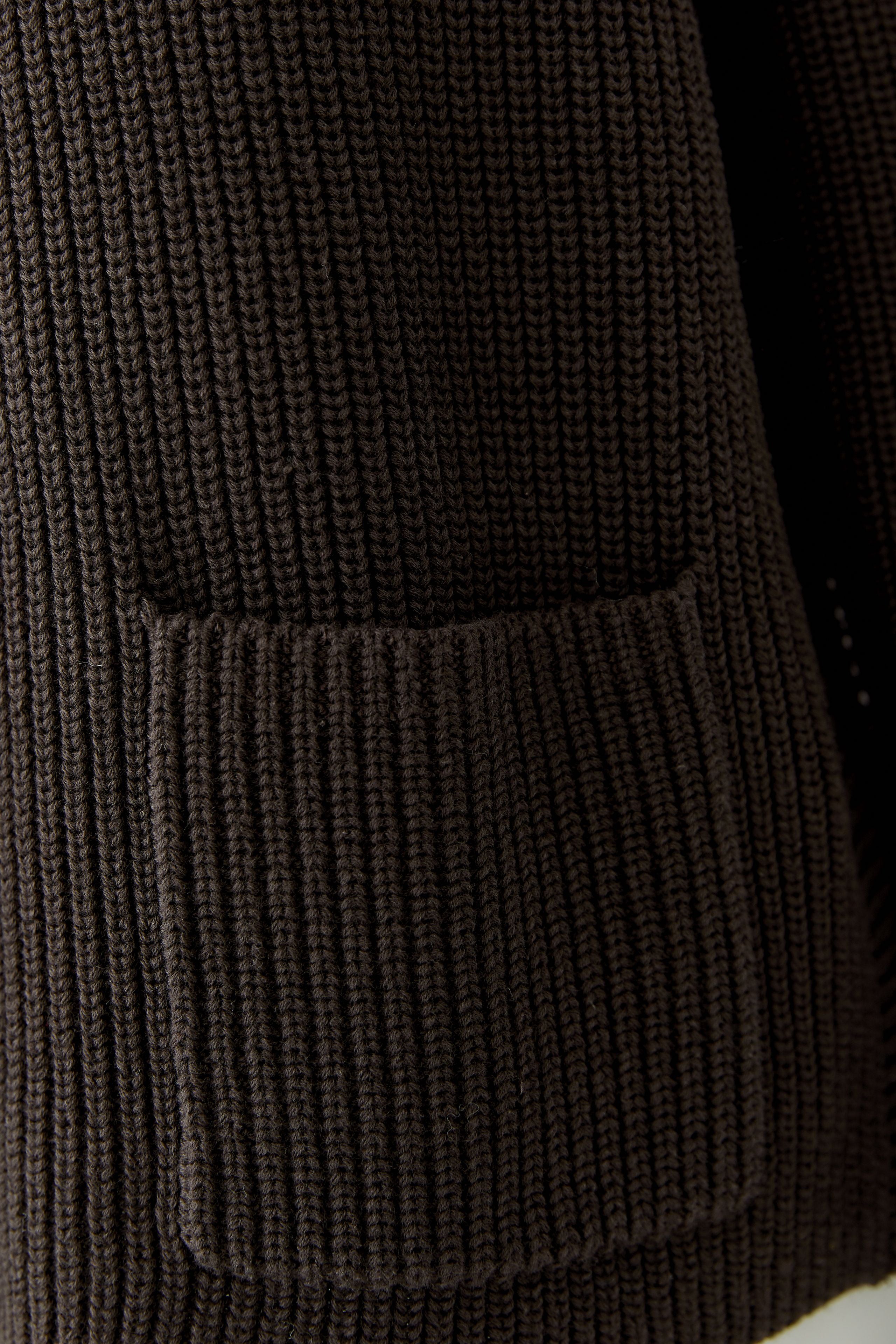 Oui RIYA dark brown ribbed cotton jumper with patch pocket – knit detail