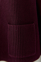 Oui RIYA burgundy ribbed cotton jumper with patch pocket – close-up detail
