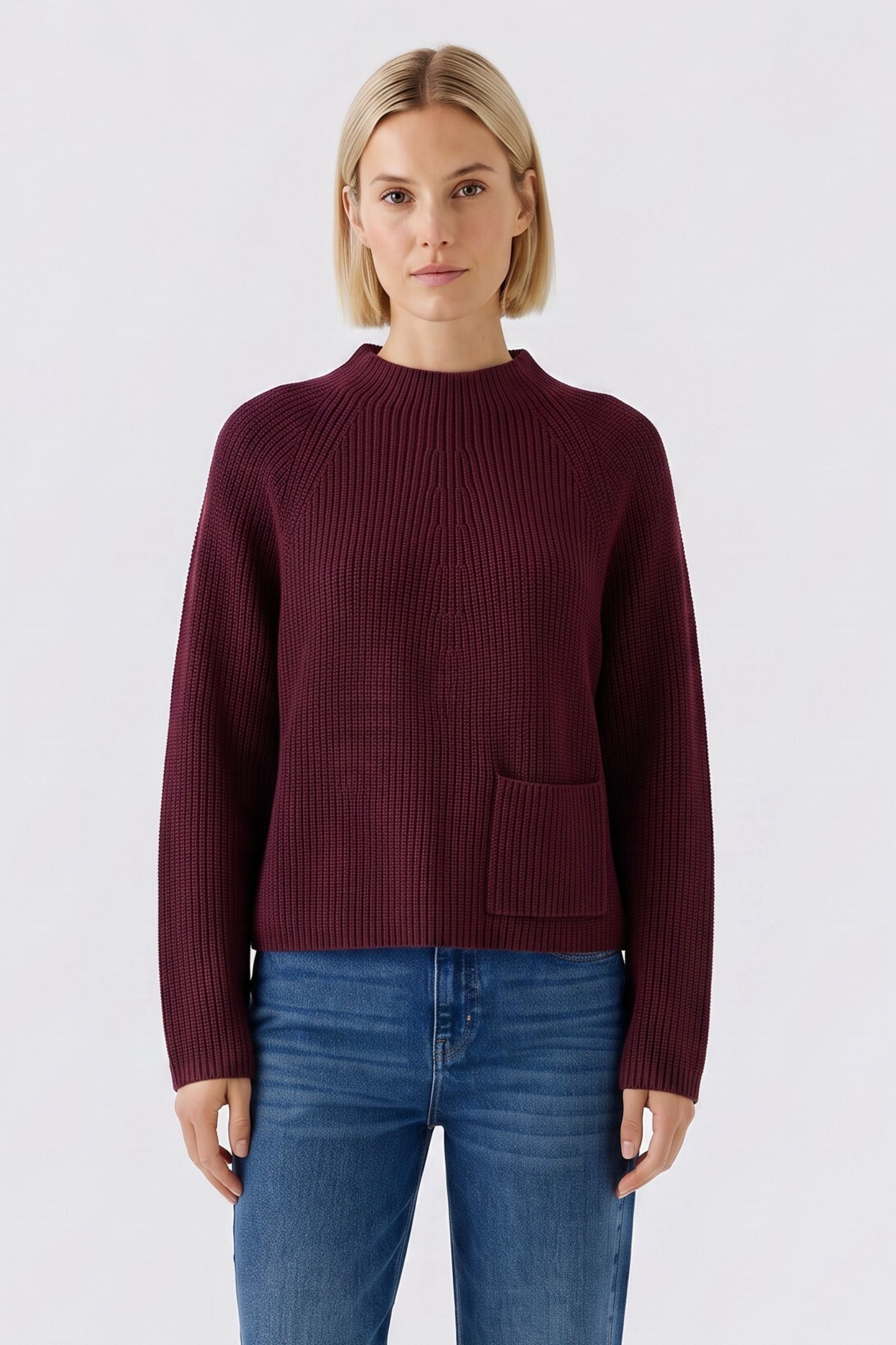 Oui RIYA burgundy ribbed cotton high neck jumper with front patch pocket – front model view