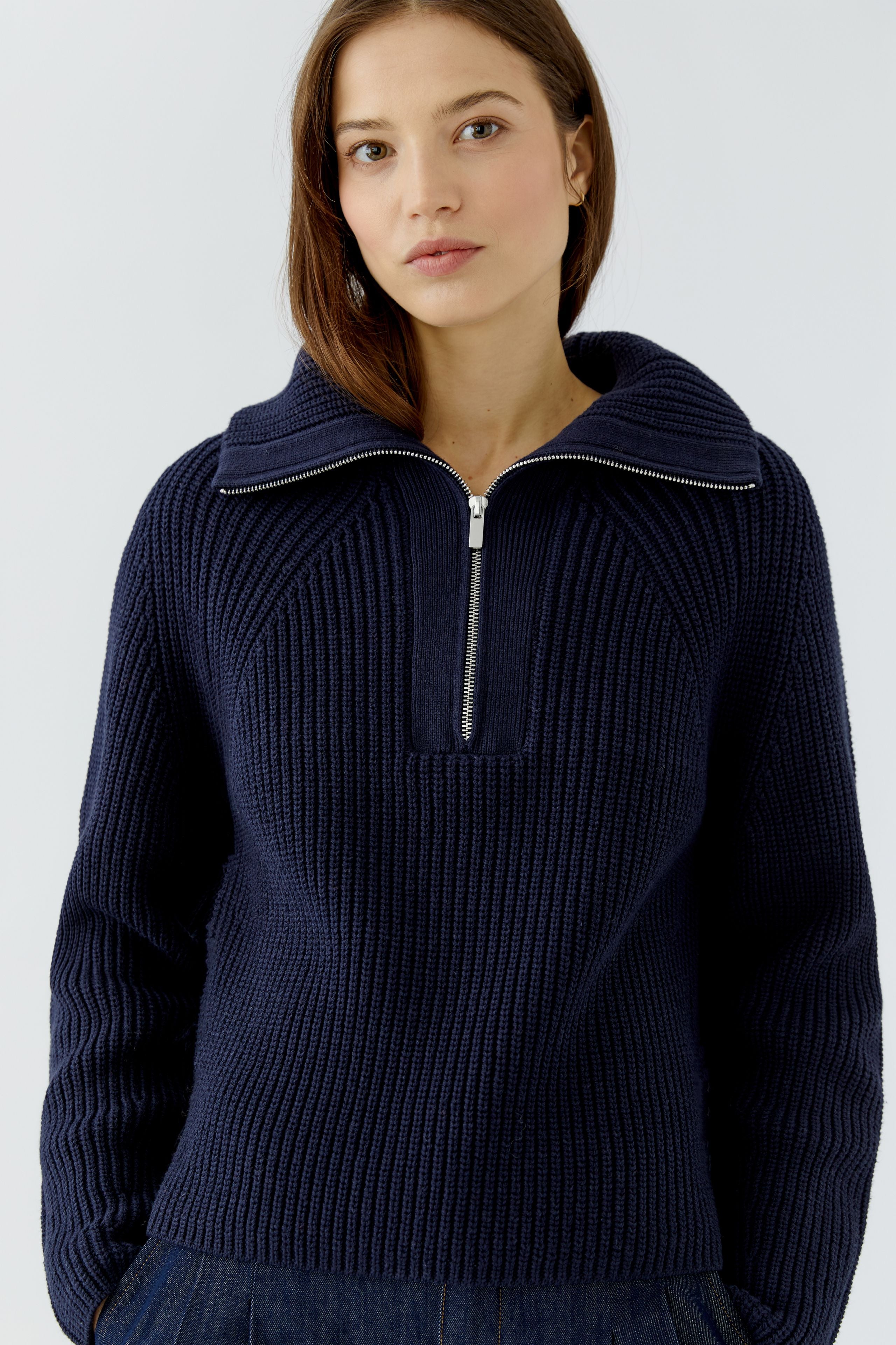 Oui navy half zip jumper with wide open collar – neckline detail