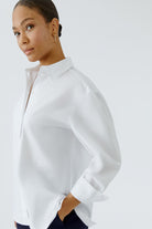 Oui white cotton blend shirt – shoulder and sleeve detail