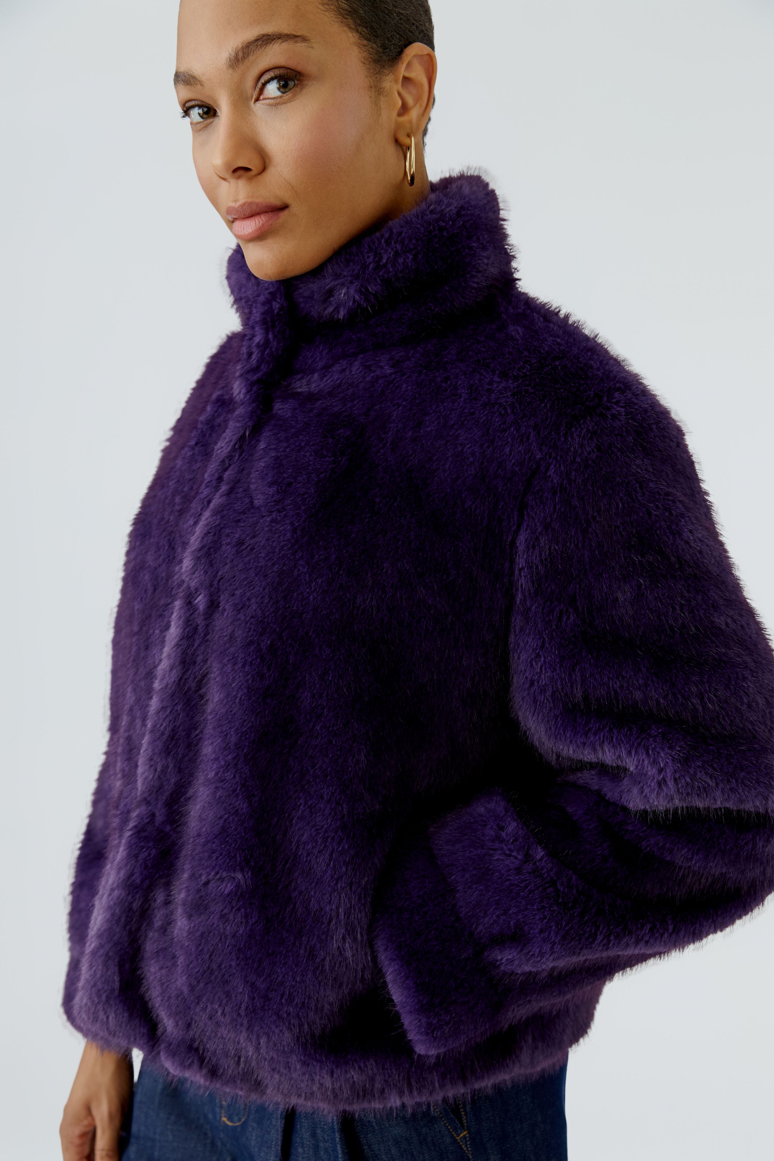Oui Mysterioso faux fur jacket side and collar detail on model