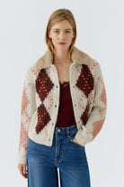 Oui cream argyle cardigan with detachable faux fur collar – front model view