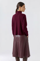 Oui Bramble Berry fine knit turtleneck jumper – back model view