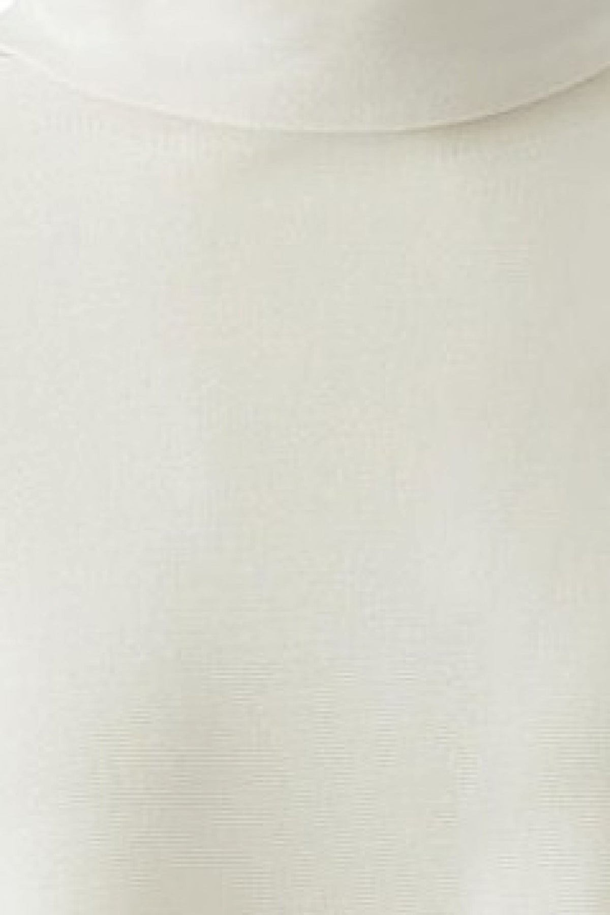 Oui Off White seamless fine knit jumper – fabric close-up