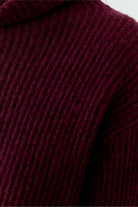 Oui burgundy ribbed wool blend jumper – knit texture close-up
