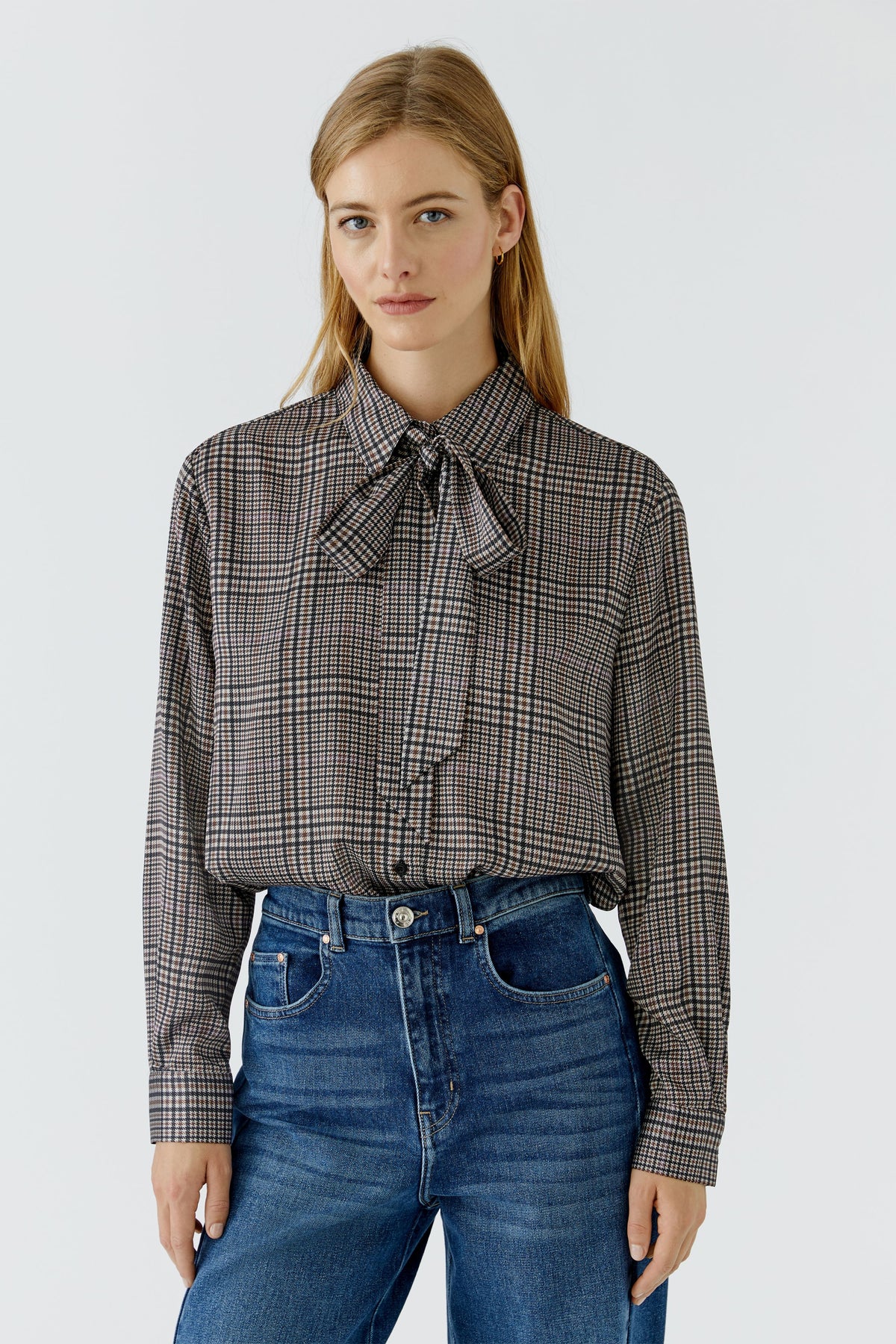 Oui brown check tie-neck blouse with detachable bow – front model view