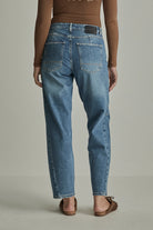 Para Mi Coco Blue Reef high waist barrel jeans with back pockets and curved leg seams – rear model view
