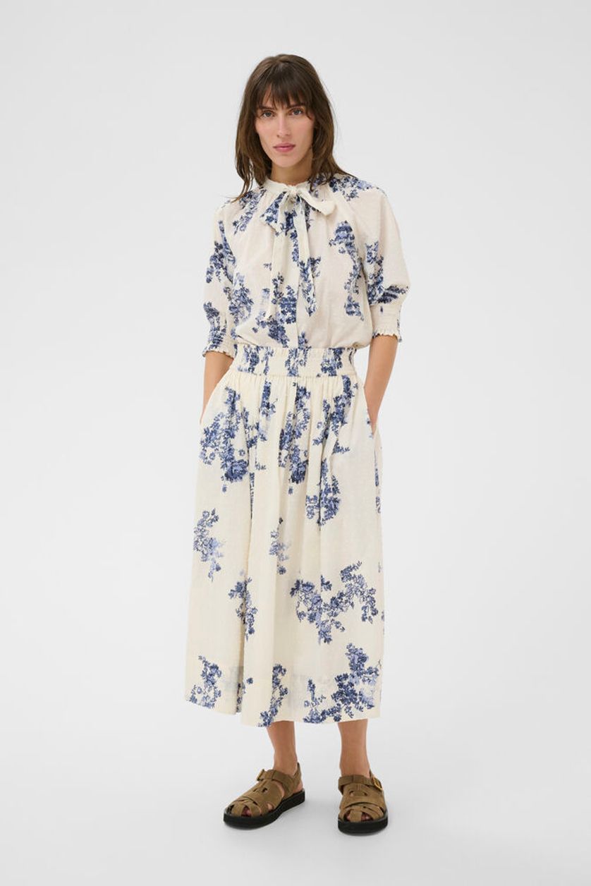 Part Two Almera cream blue floral blouse full outfit