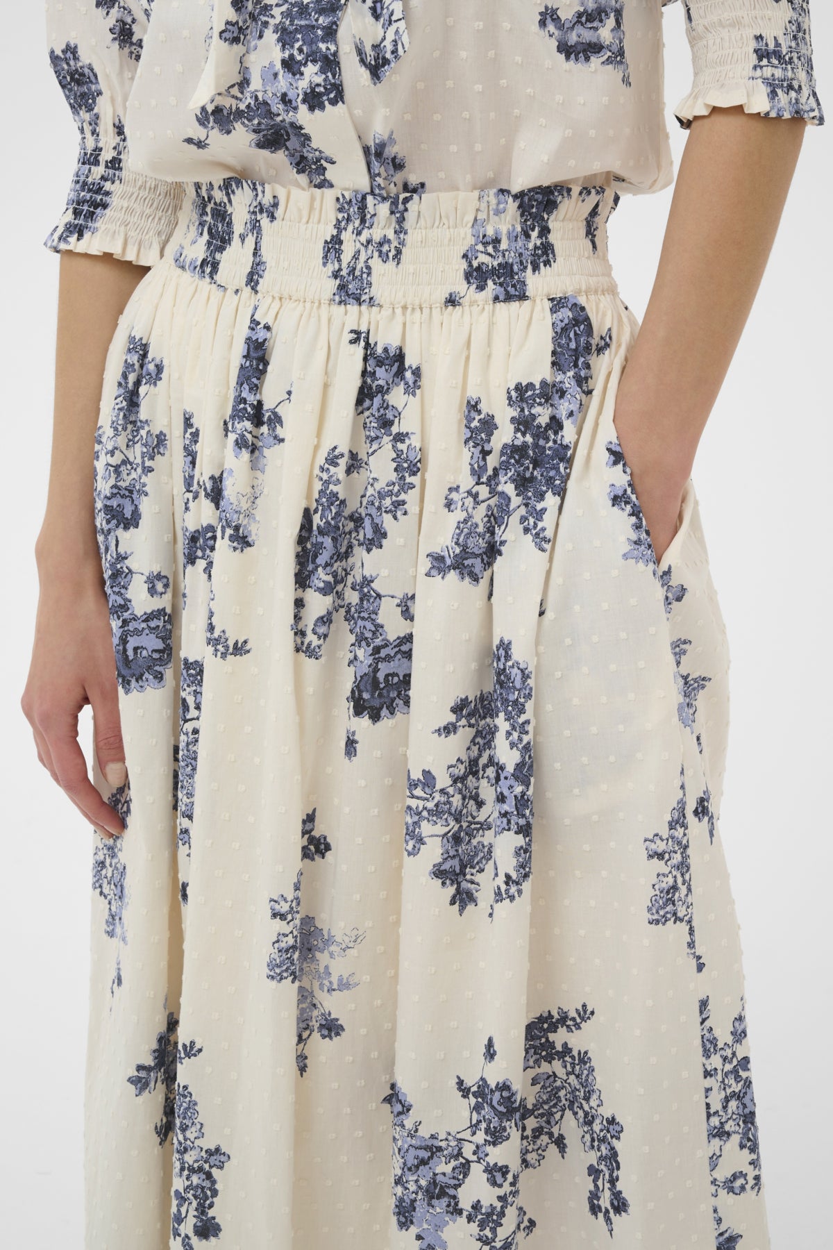 Part Two Amaia cream blue floral skirt elastic waistband and pocket detail