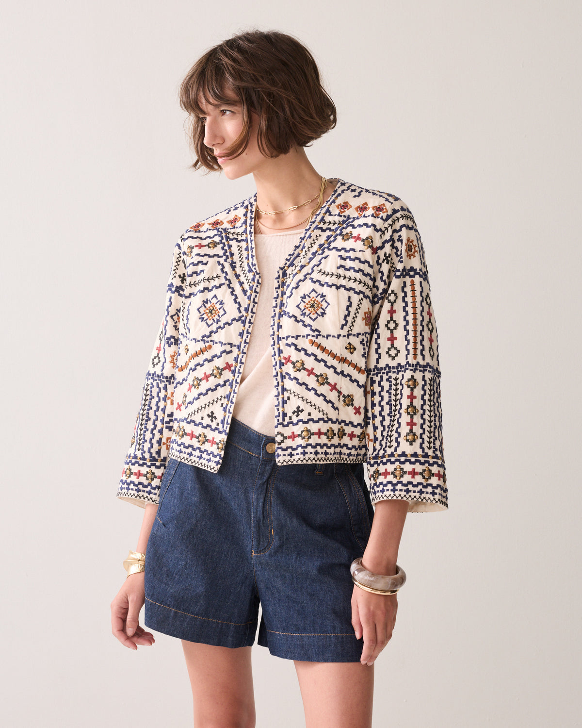 Summum Mood embroidered cropped jacket front view