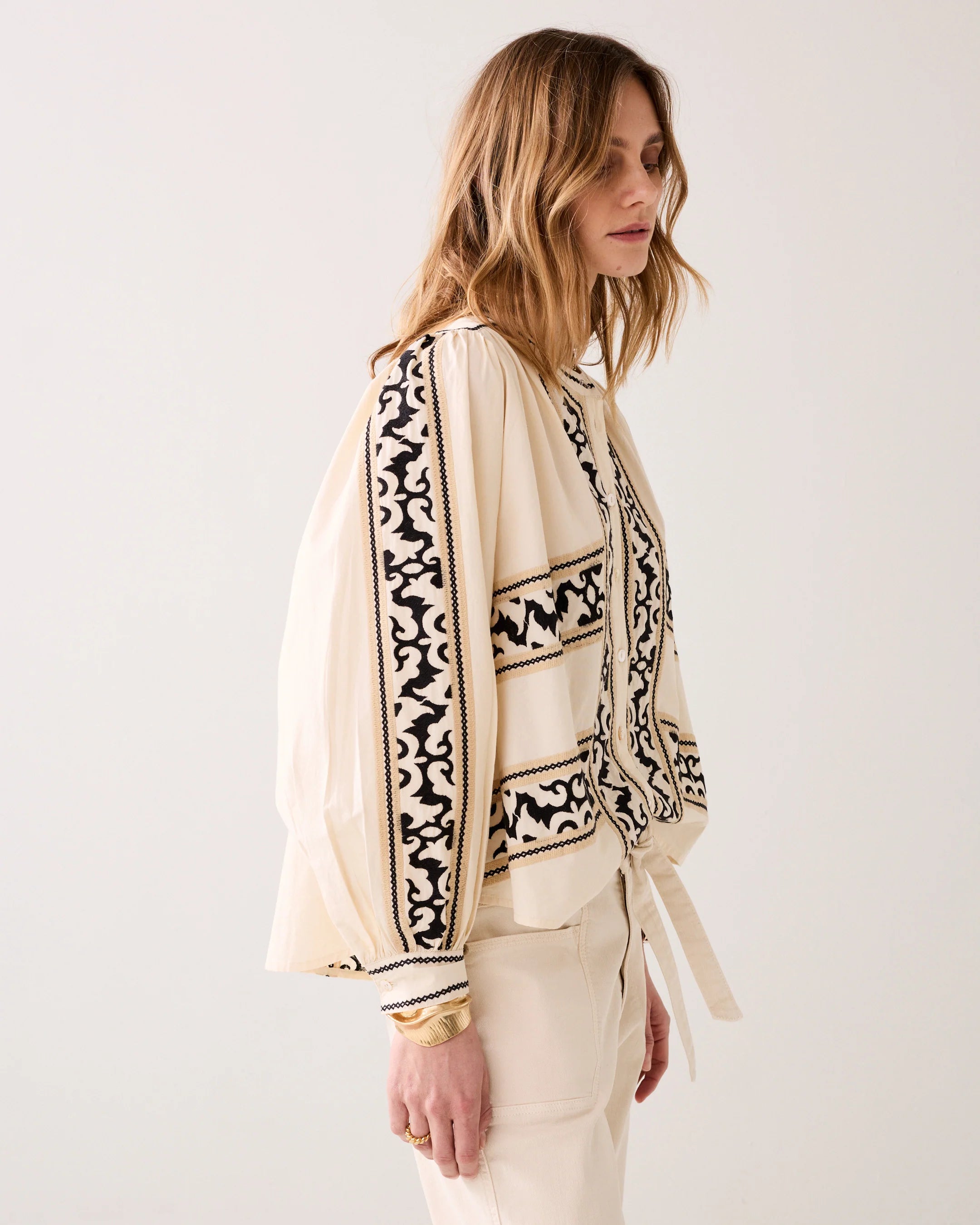 Summum damask blouse cuff detail scallop buttons close up