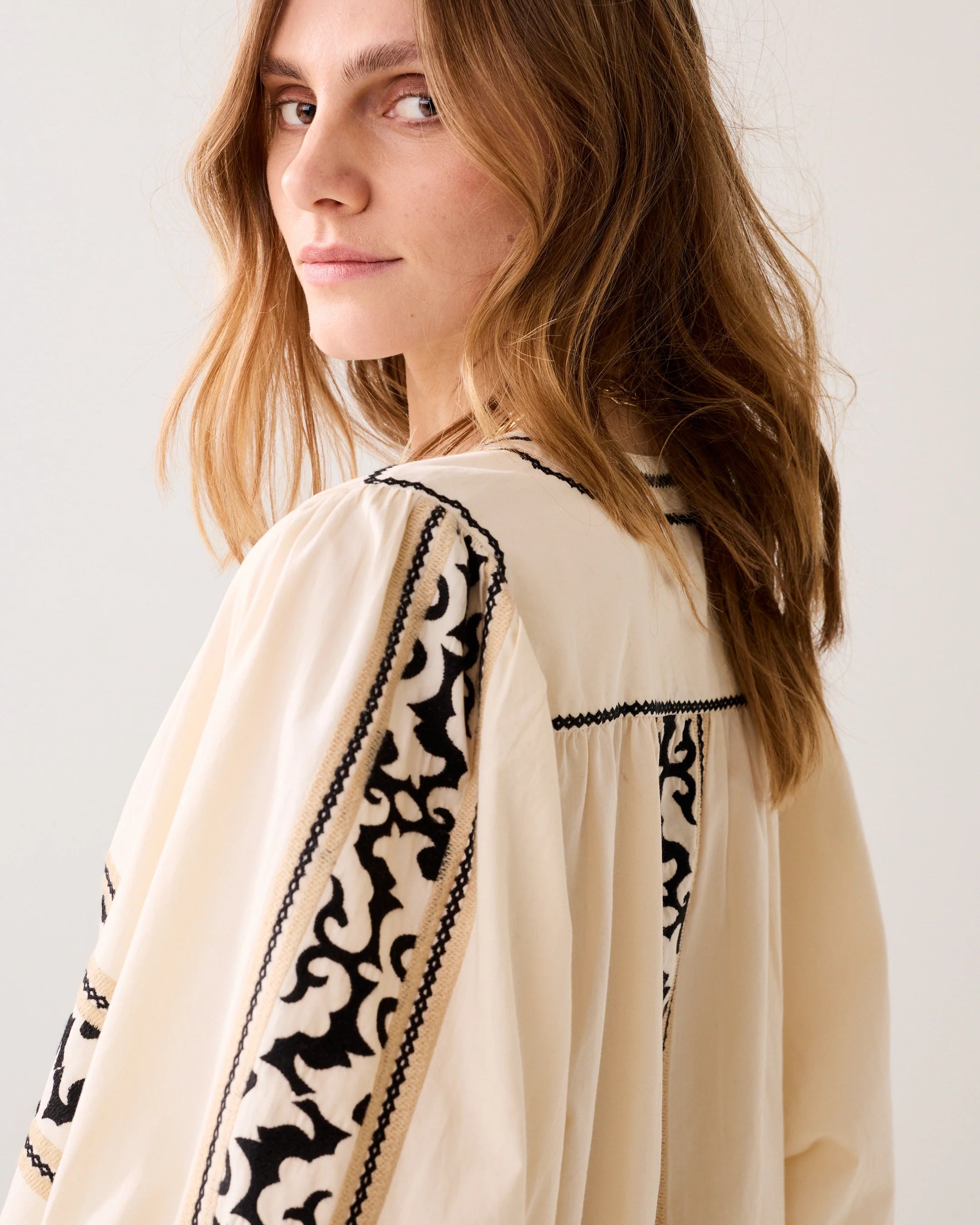 Summum cream embroidered blouse relaxed fit