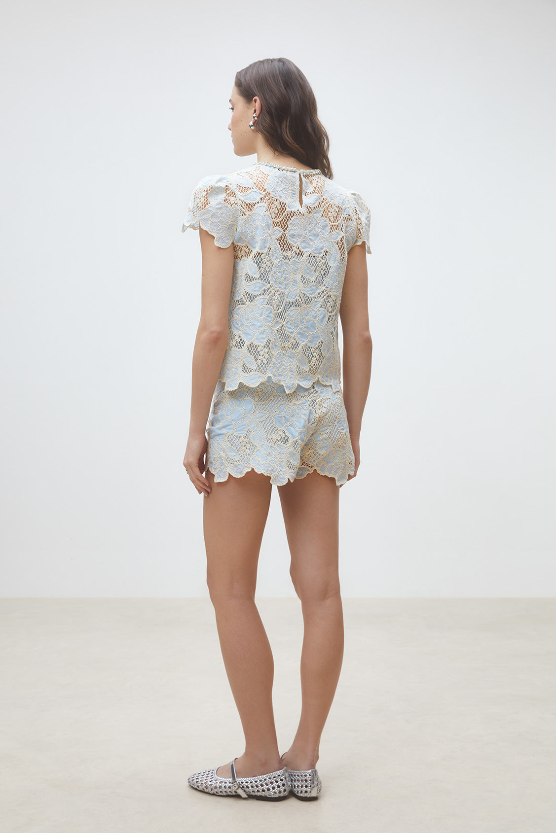 Suncoo Lexy lace blouse back view with keyhole fastening