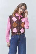 Suncoo Gavrino brown pink and camel argyle button-front knitted vest – front model view