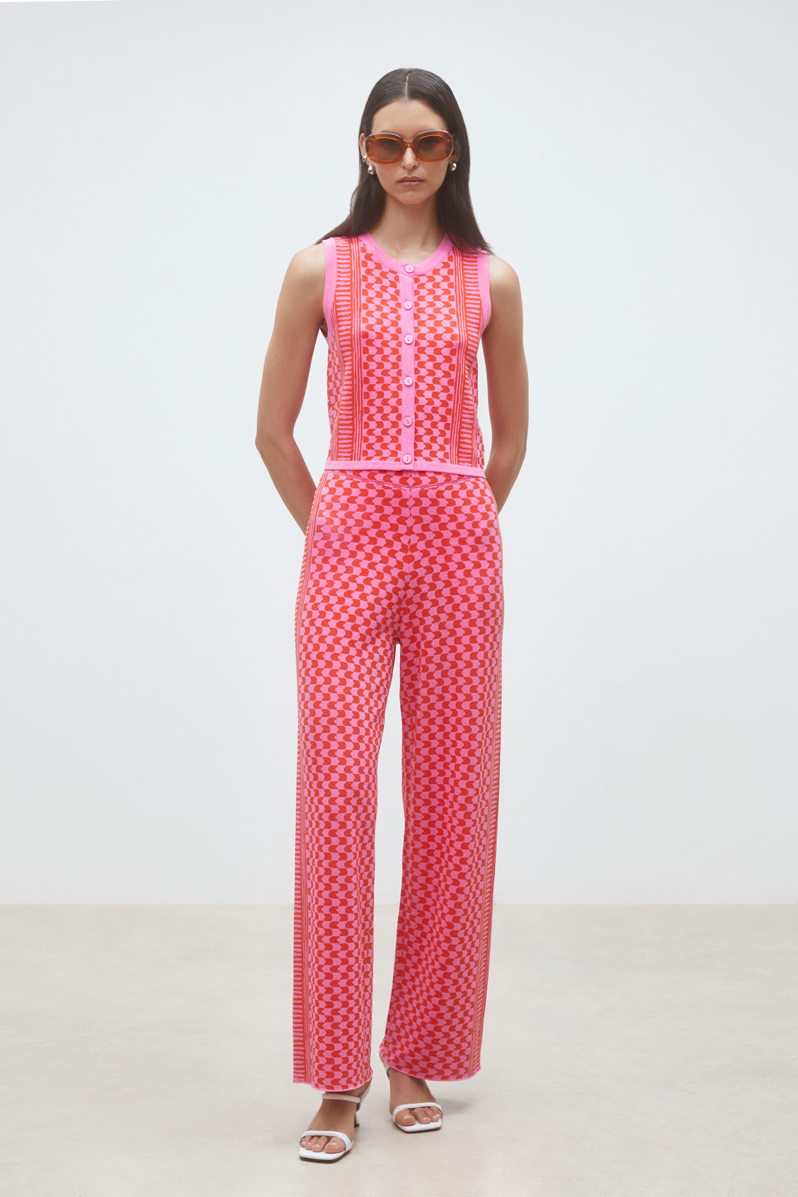 Suncoo Gablesi pink sleeveless knit vest button front fitted top