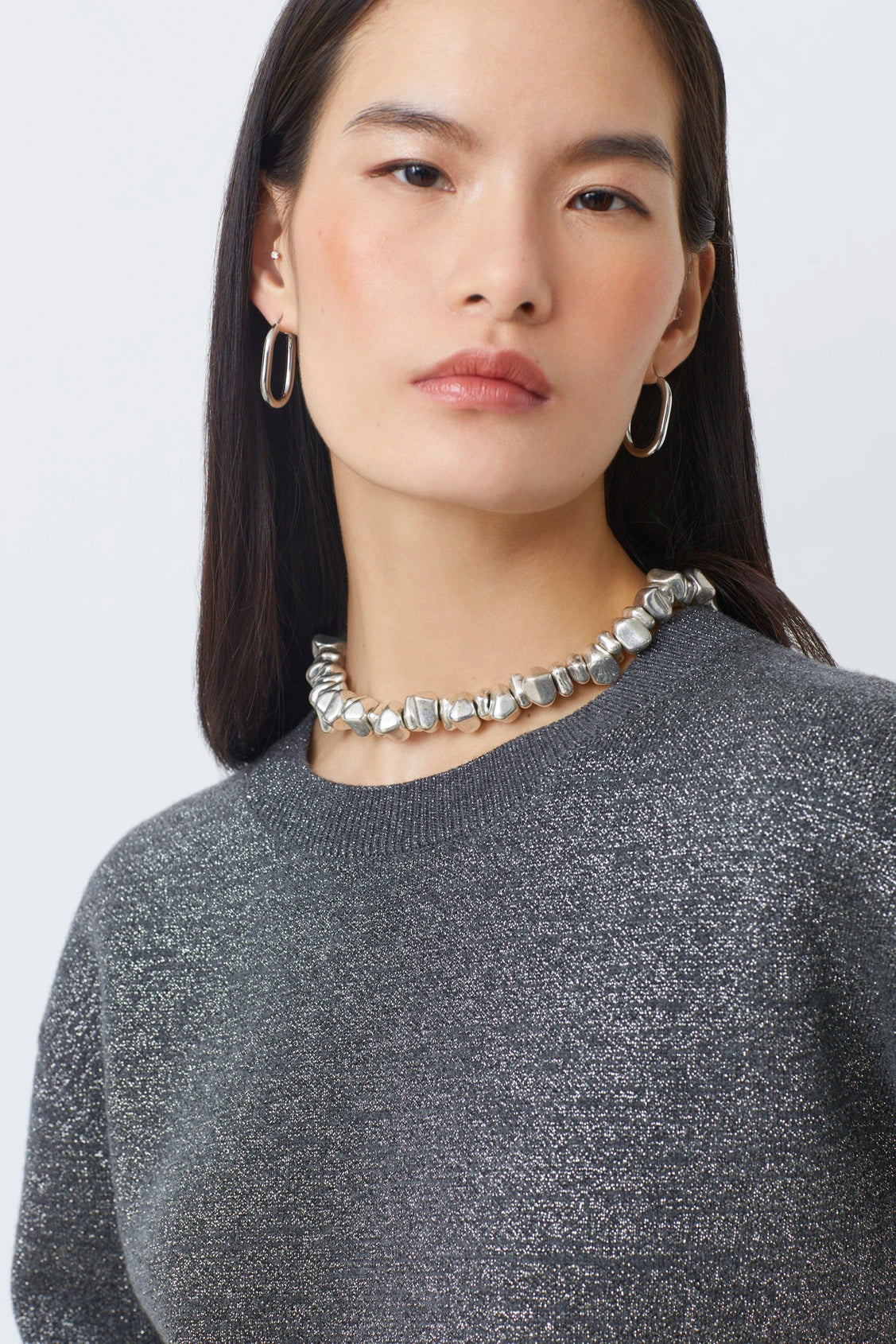 Suncoo Payeti round-neck knit in metallic yarns – close-up