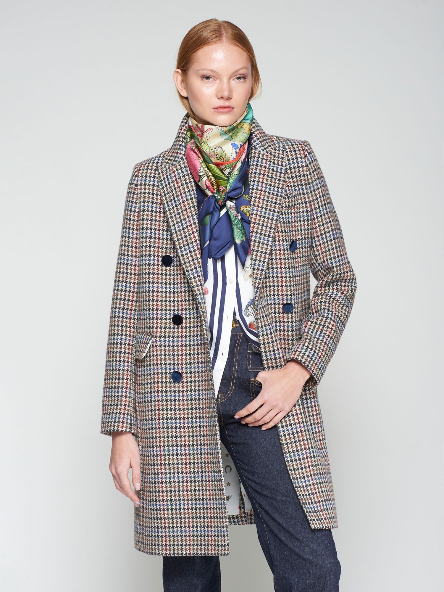 Vilagallo beige and brown houndstooth wool coat with velvet collar