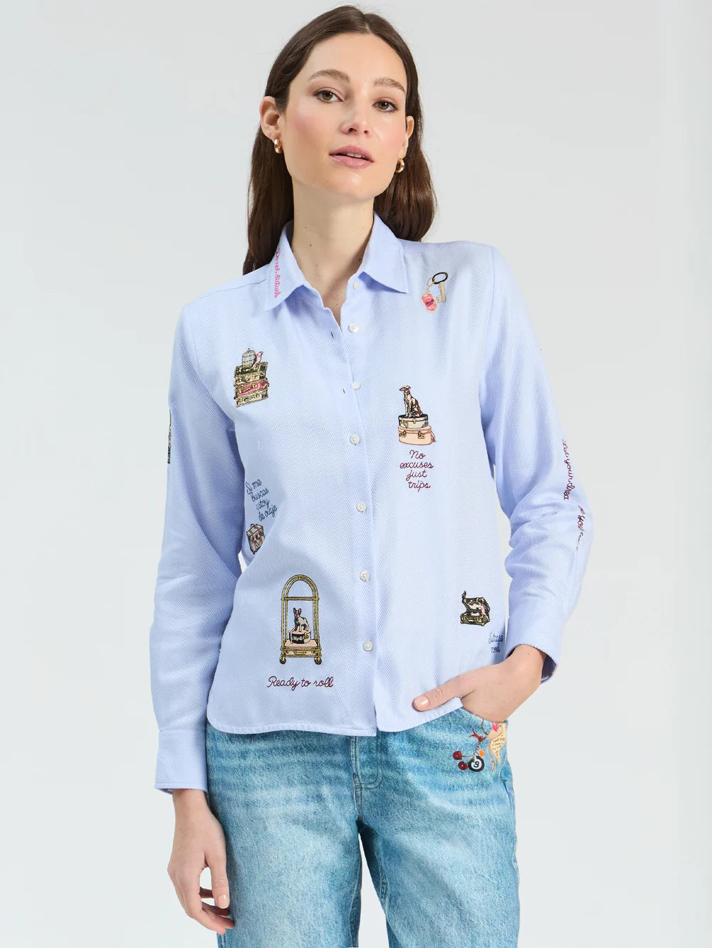 Vilagallo Hotel light blue embroidered striped shirt with button front – full model view