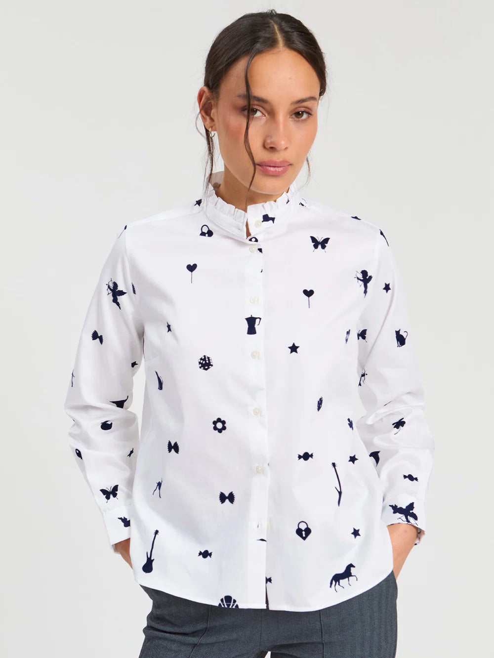 Vilagallo white frill collar shirt with navy velvet motifs front view