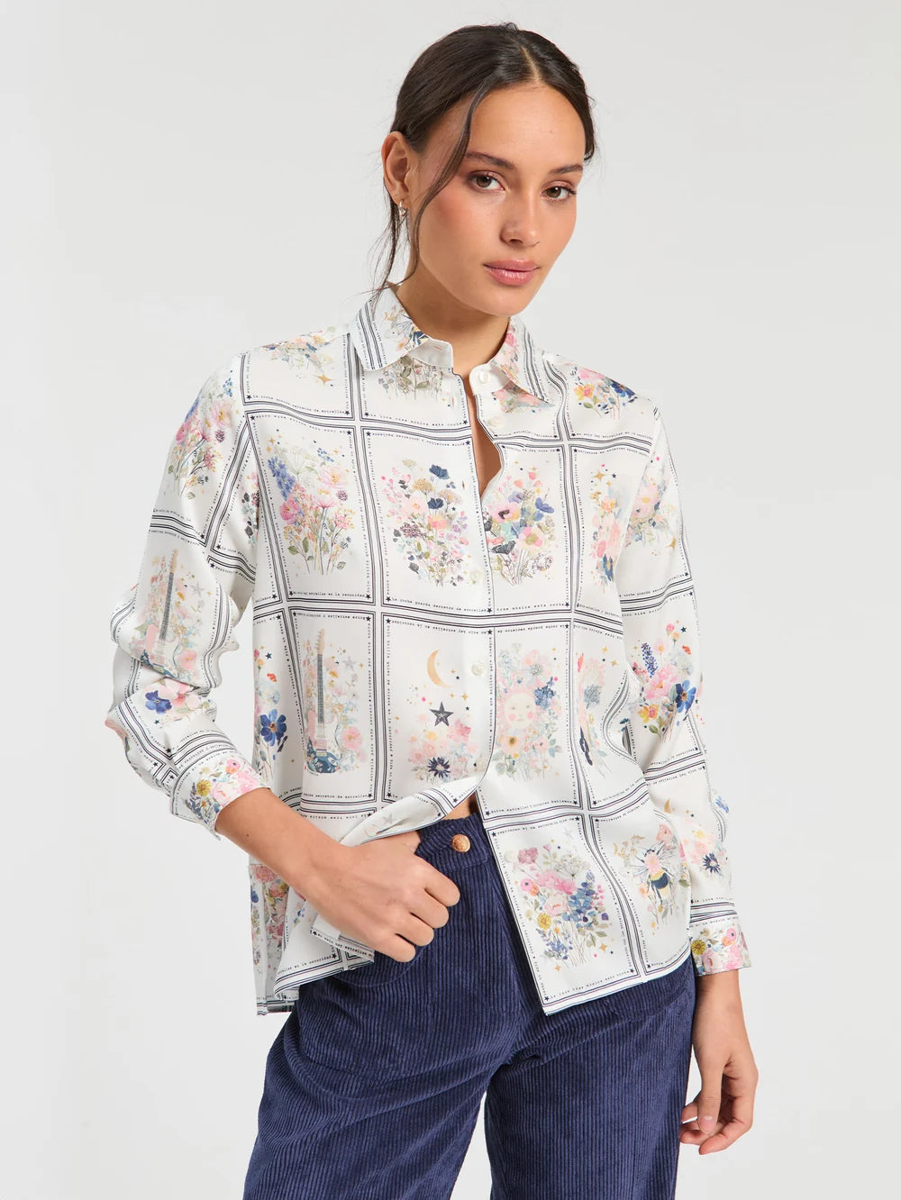 Vilagallo Among The Stars & Guitars multicolour printed shirt front view