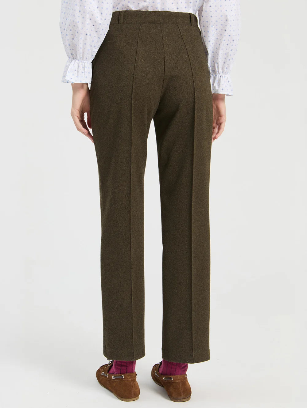 Vilagallo olive green tailored trousers back view