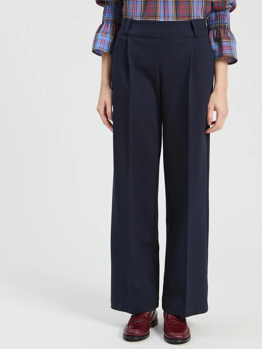 Vilagallo navy tailored straight leg trousers front view