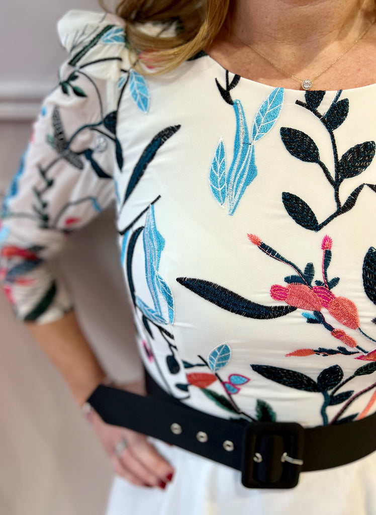 Carla Ruiz White Embroidered Floral Pleated Long Sleeve Midi Dress