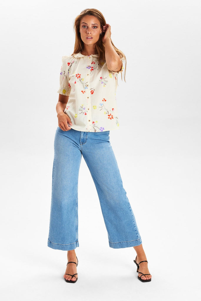 Numph Cream Floral Print Peter Pan Collar Shirt