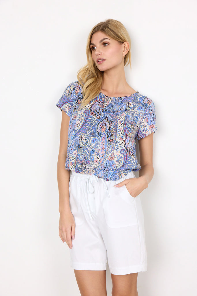 Soyaconcept Akila White Casual Shorts With Drawstring Wiast